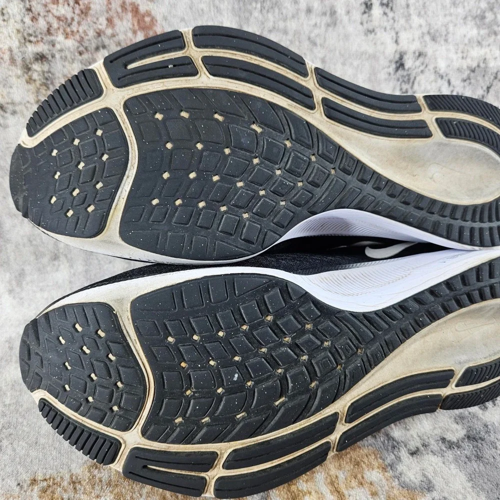 Nike good gently